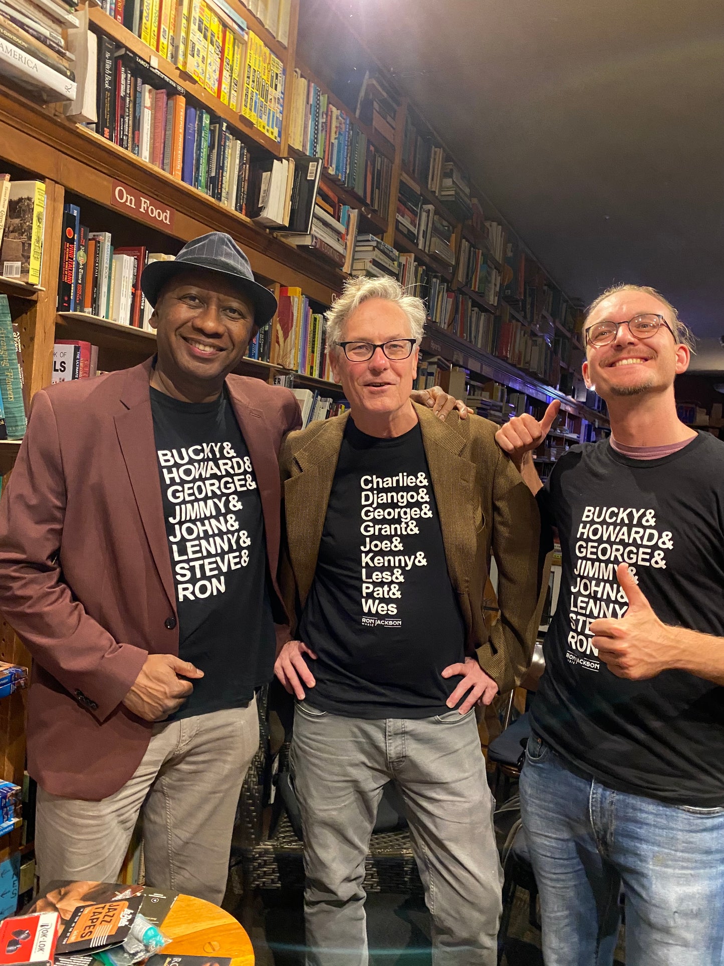 T-Shirt der 7-Saiter-Jazzgitarre-Legenden | Tribute-Kleidung für Gitarristen | Einzigartige Geschenke für Musikliebhaber